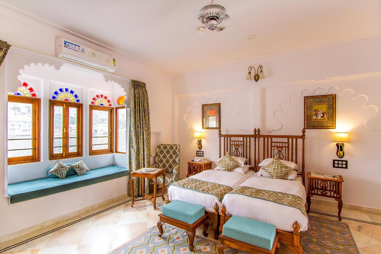 Amet Haveli - A Heritage Hotel Удайпур Екстериор снимка